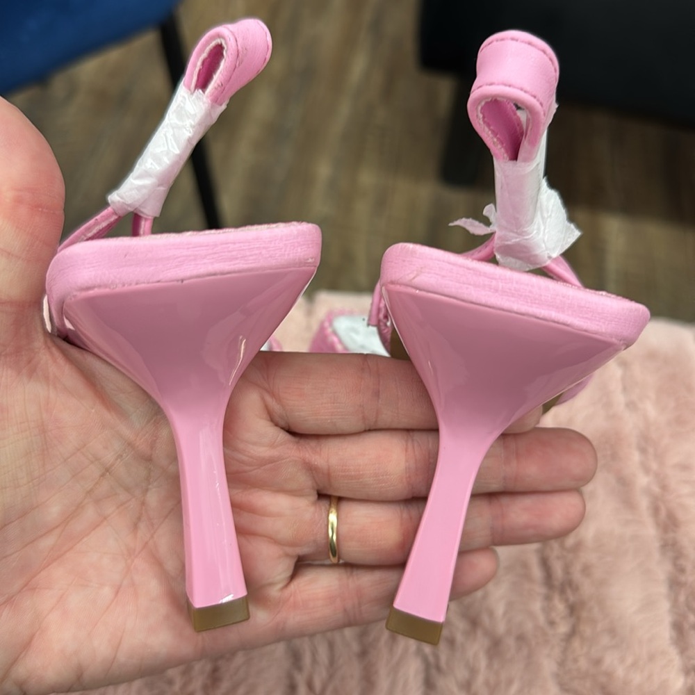 NWOT • 🩷 • Size 7 • Pink Summer Heels - Picture 9 of 14